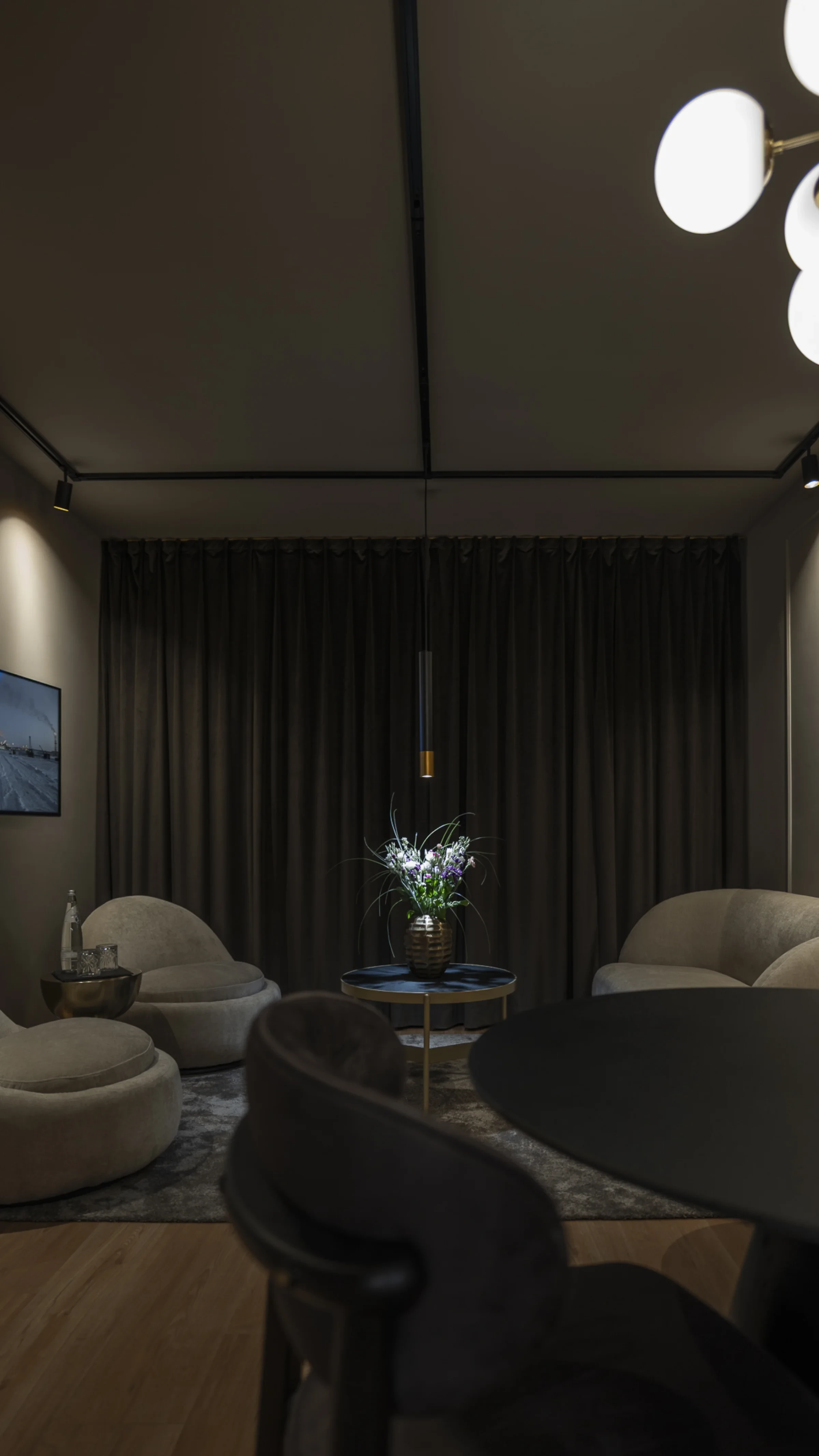 Business Suite Leipzig — Lounge mit TV